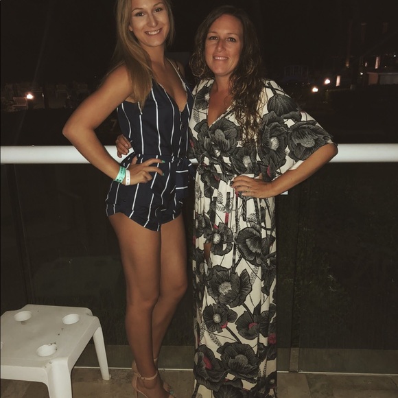 romper - Picture 4 of 4